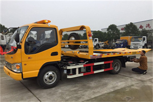 陈巴尔虎旗哪里有拖车服务