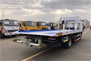 陈巴尔虎旗汽车救援补胎